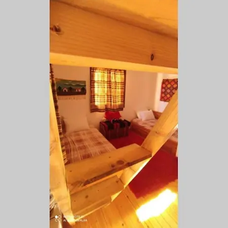 αρχοντικο στουσ προποδεσ του ορουσ διρφυσ Loutsa (Euboea)