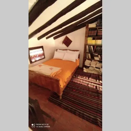 Holiday home αρχοντικο στουσ προποδεσ του ορουσ διρφυσ