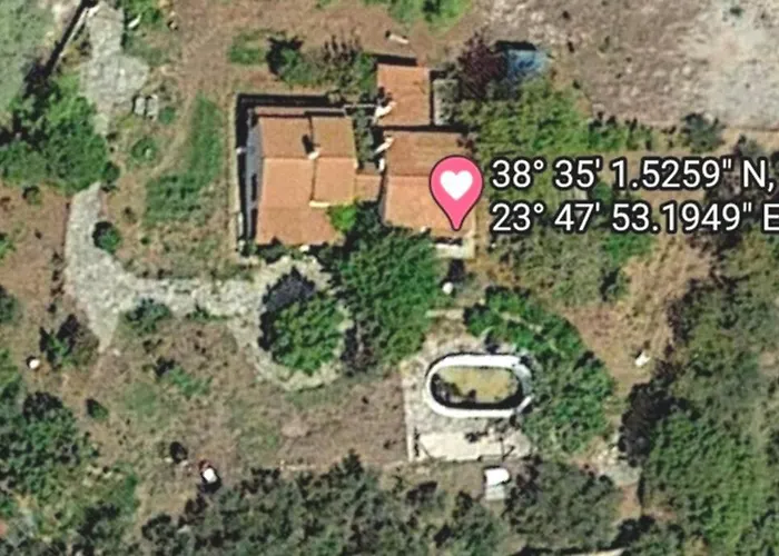 αρχοντικο στουσ προποδεσ του ορουσ διρφυσ Holiday home Loutsa (Euboea)